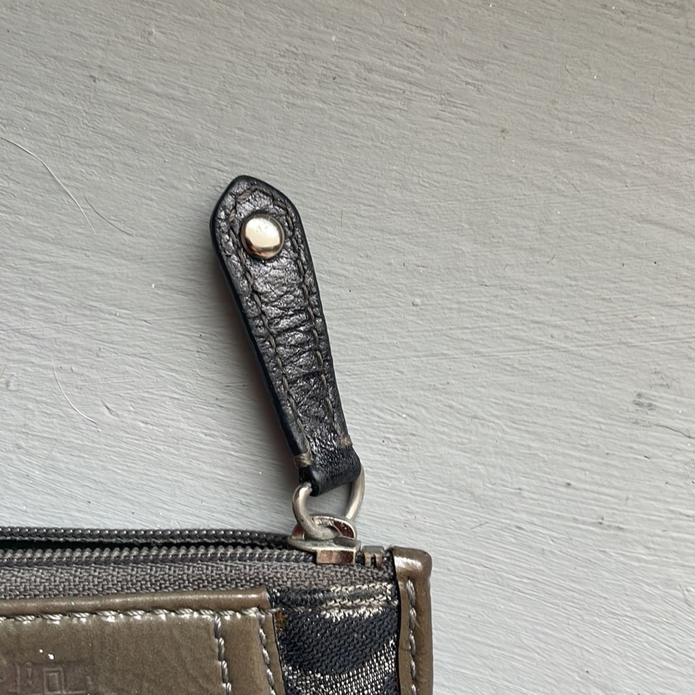 wallet - Picture 5 of 5